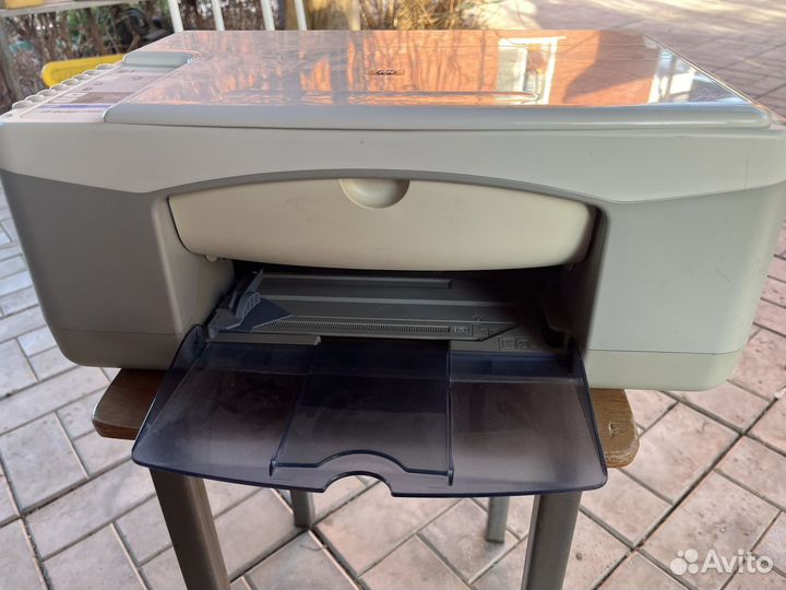 Цветной принтер HP Deskjet f380