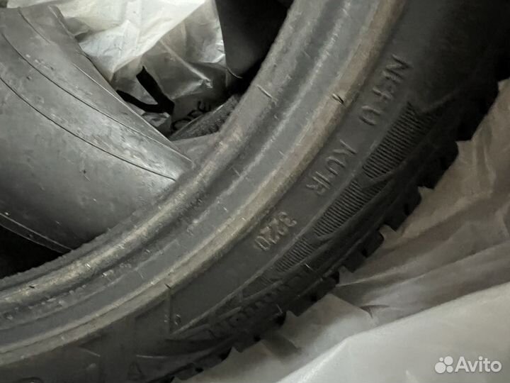 Goodyear UltraGrip Ice 2 235/45 R18 98T