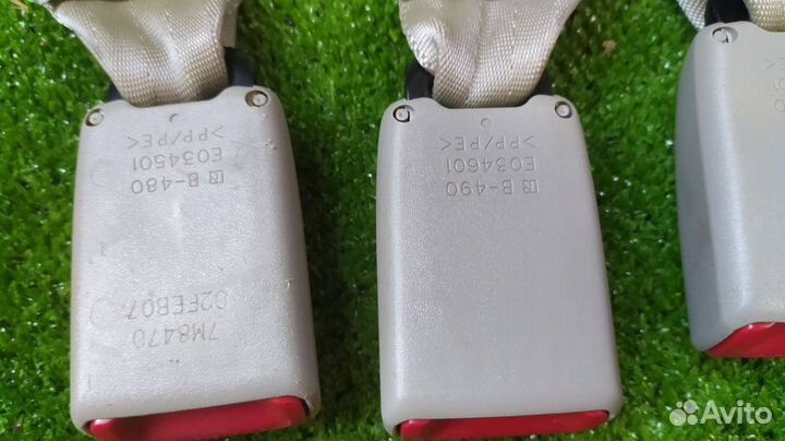 Замок ремня безопасности задний Toyota Estima