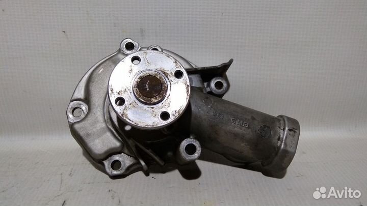 Помпа Mitsubishi Airtrek CU2W 4G63 2.0 бензин