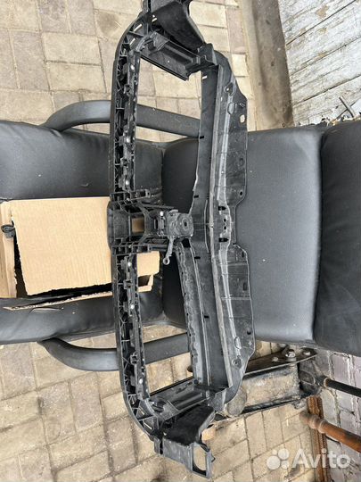 Решетка радиатора BMW 5 G31 жалюзи оригинал