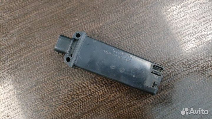 Антенна Audi A8 D3 6.0 BHT 2008