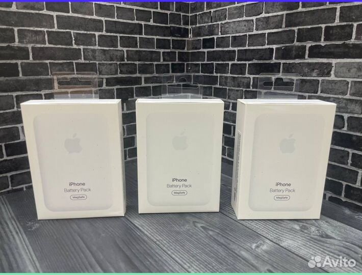 Повербанк Apple для iPhone