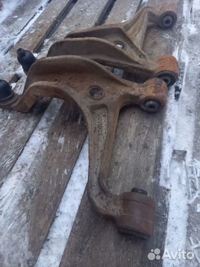 Рычаги задние верхние на suzuki grand vitara
