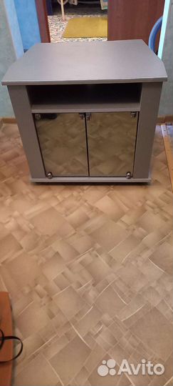 Тумба под телевизор