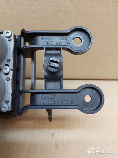 Клапан системы отопления Ауди А6 С6 2004-11 г