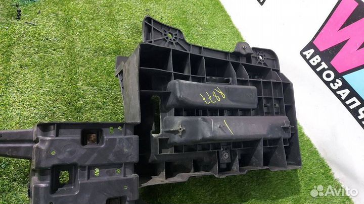 Полка аккумулятора Dodge Ram 5 DT 2019 68292465AC