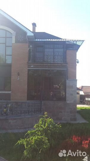 Окно в коттедж