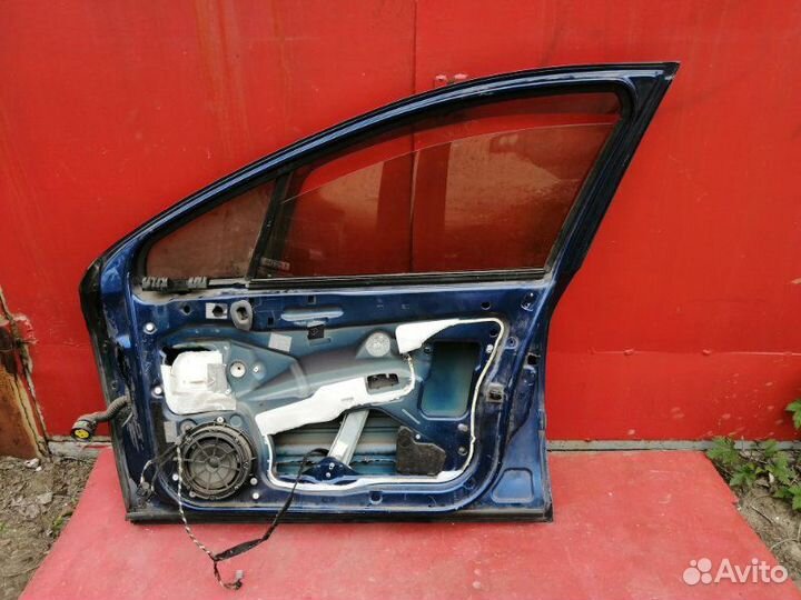 Дверь передняя правая Peugeot 407 универсал