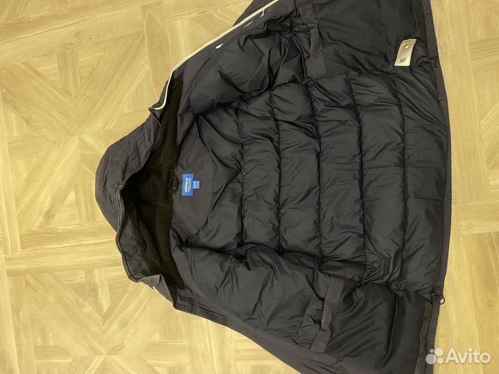 Зимняя куртка adidas