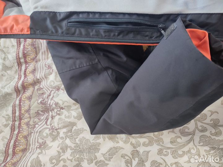 Горнолыжная куртка Wedze (Декатлон) 143-150 рост