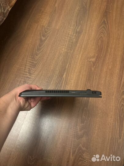 ThinkPad 13 i5-7200u 8gb 256ssd FHD ips