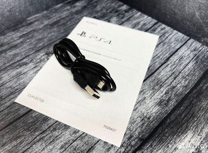 Геймпад DualShock 4