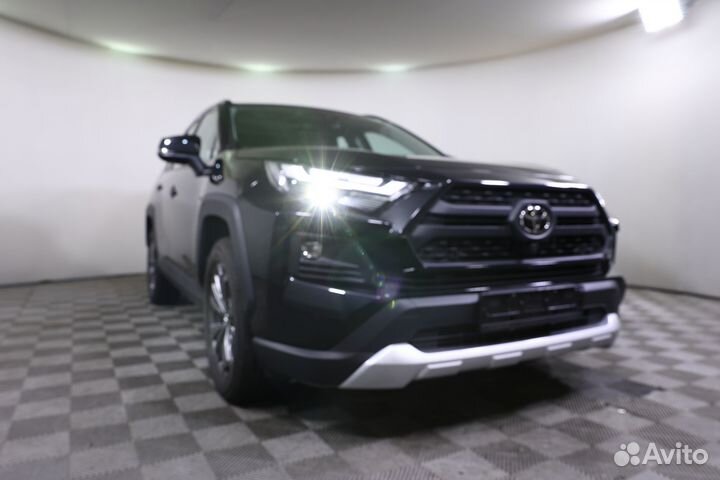 Toyota RAV4 2.0 CVT, 2024