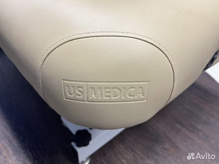 Массажный стол