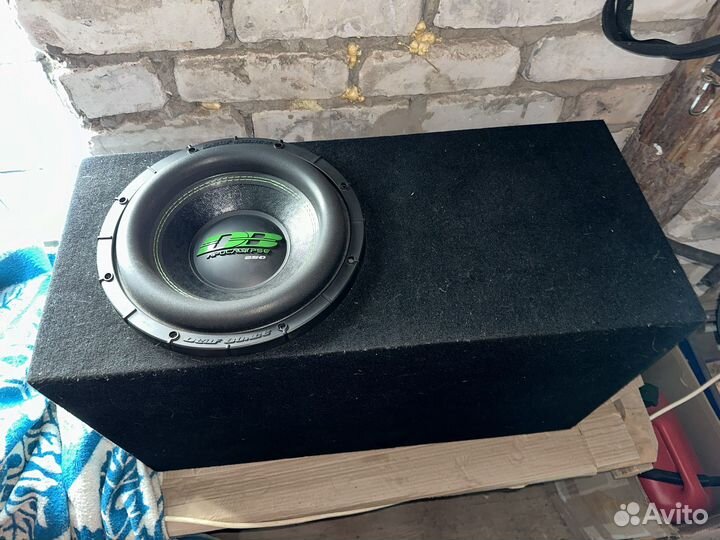 Сабвуфер apocalypse SA252