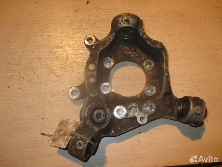 Кулак поворотный задний правый (Infiniti FX)