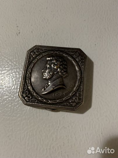 Пудреница СССР