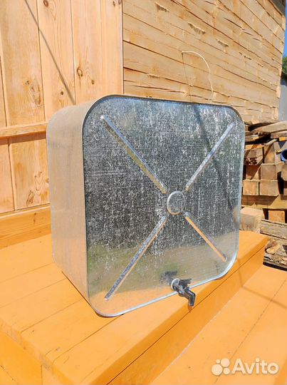 Бак оцинкованный для воды, 100л, с краном