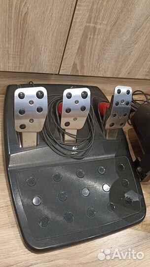 Игровой руль logitech g25