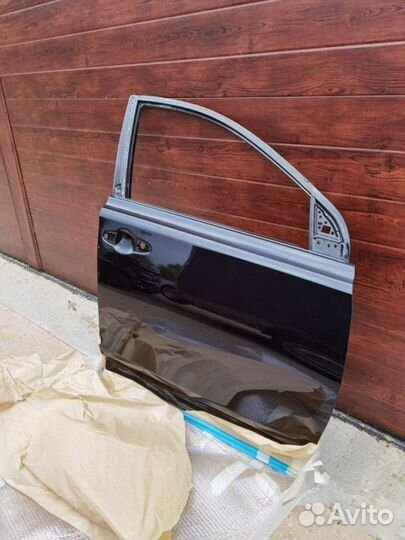 Дверь передняя правая Toyota Rav4 12-18