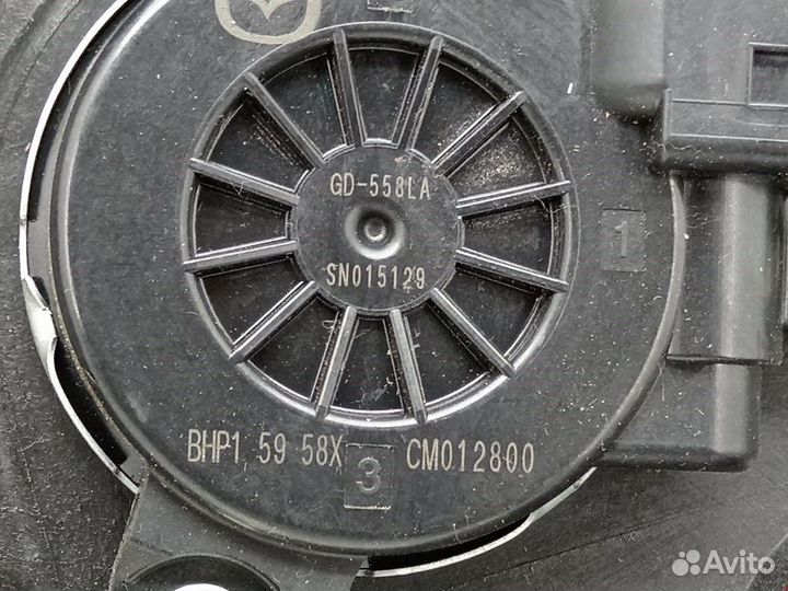 Стеклоподъемник передний левый Mazda CX-3 2015