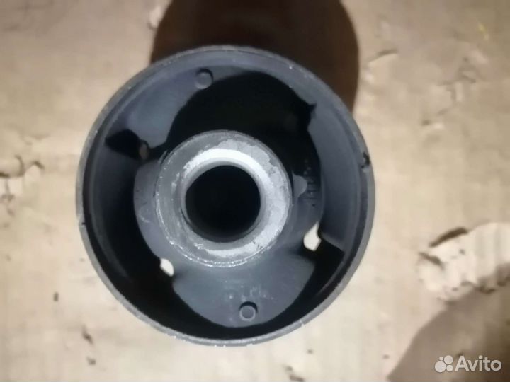 Сайлентблок переднего рычага Hyundai Solaris