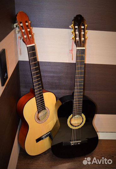 Классическая гитара (новая) + аксессуары
