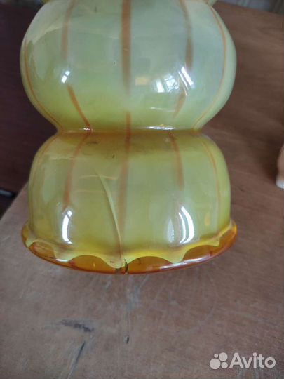 Вазы из красного стекла 30см