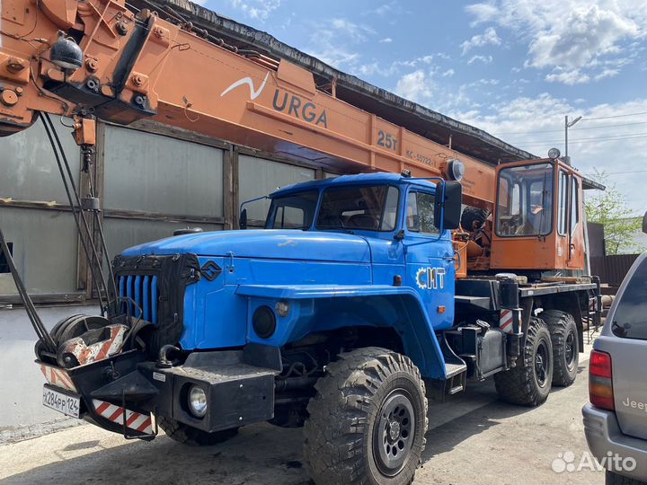 Требуется крановщик