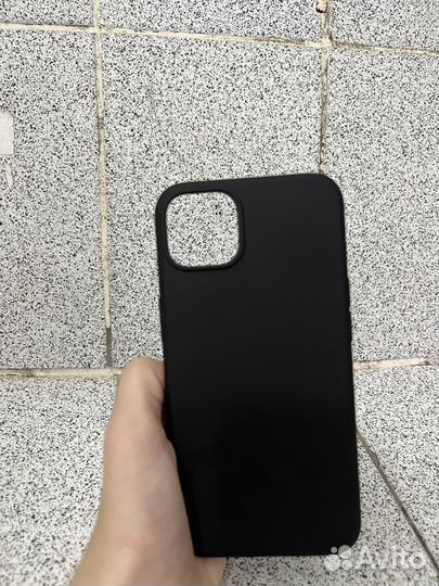 Чехол на iPhone 13