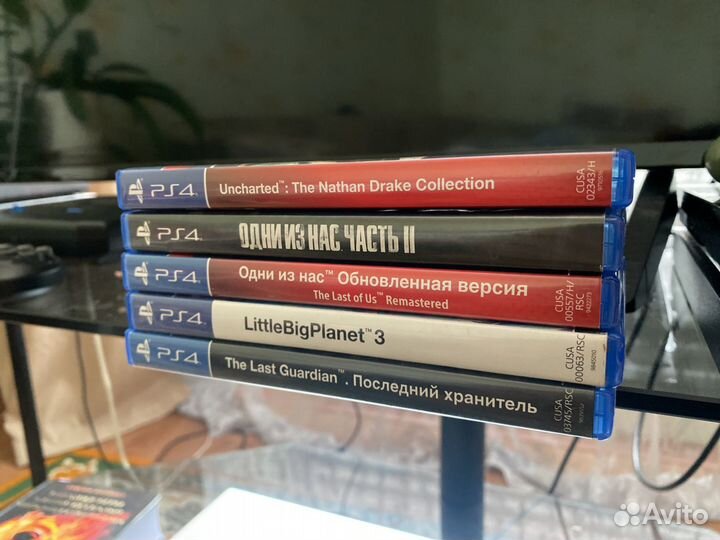 Sony Playstation 4 PS4 + 2 геймпада