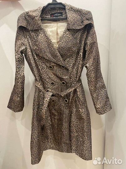 Плащ женский