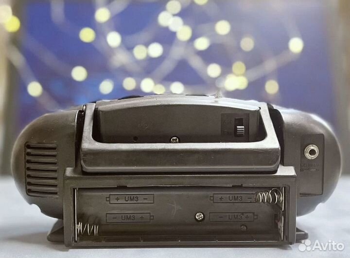 Стильный Радиоприемник из 90-х