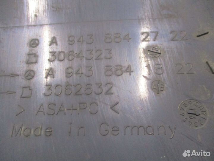 Дефлектор кабины внутренний правый Mercedes-Benz A