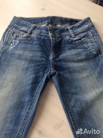 Джинсы женские