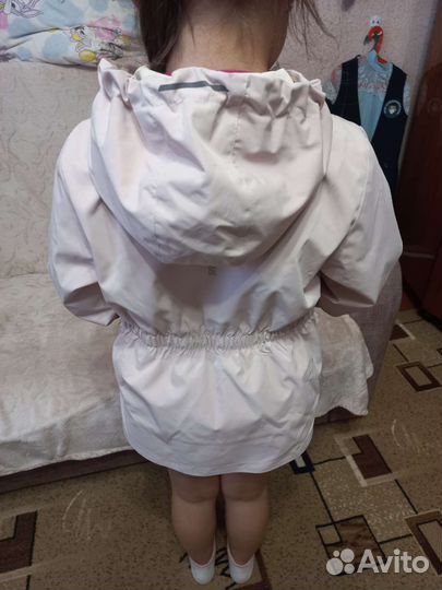 Ветровка для девочки