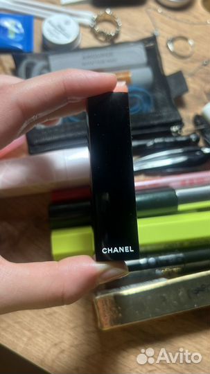 Помада chanel rouge allure 165 éblouissante