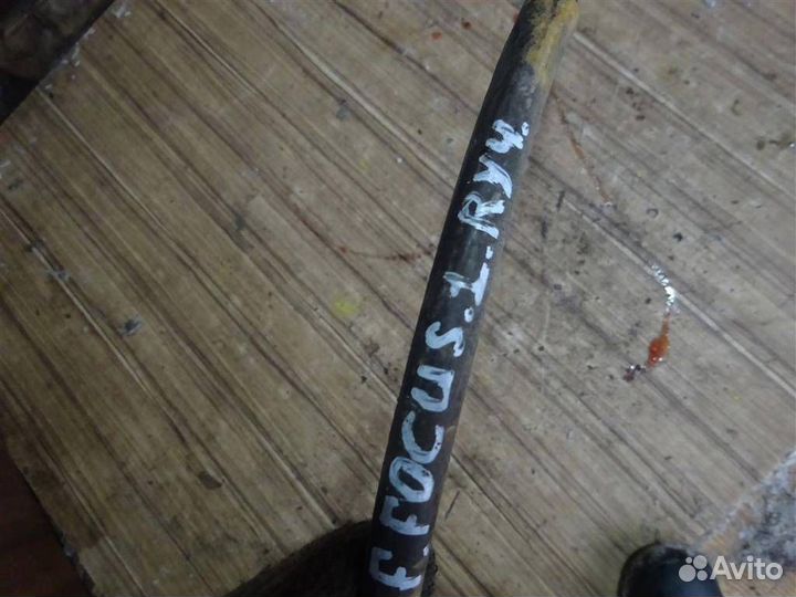 Трос стояночного тормоза Ford Focus I 1998-2005