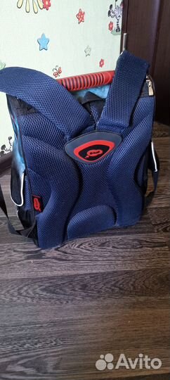 Школьный рюкзак