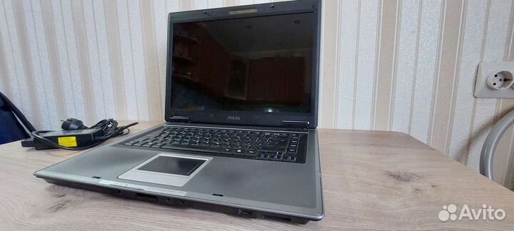 Ноутбук asus под восстановление или на запчасти