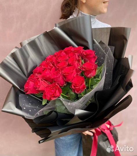 Букеты и композиции из длинных роз