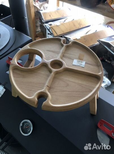 Стол для вина