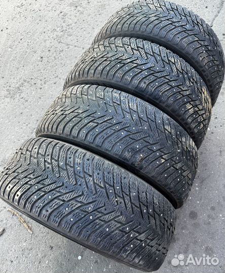 Nokian Tyres Hakkapeliitta 8 225/55 R17 97T