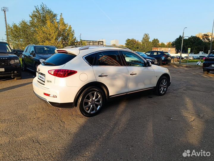 Infiniti QX50 2.5 AT, 2016, 124 900 км