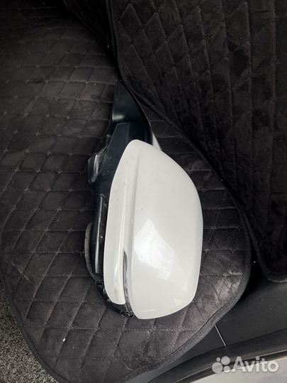 Зеркало Honda Vezel