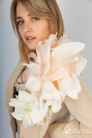 Брошь цветок большой