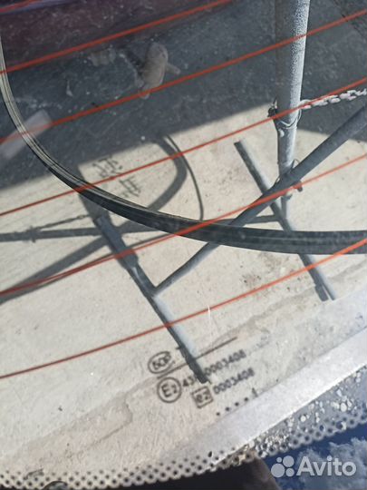 Chevrolet lanos 08г. Стекло заднее