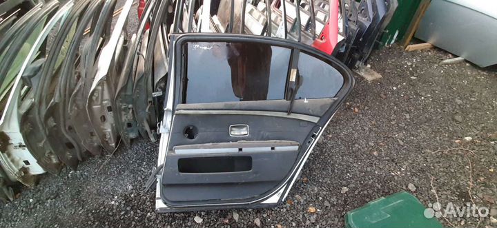 Дверь bmw е65 задняя правая