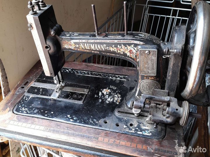 Швейная машинка naumann 1870г юбилейная